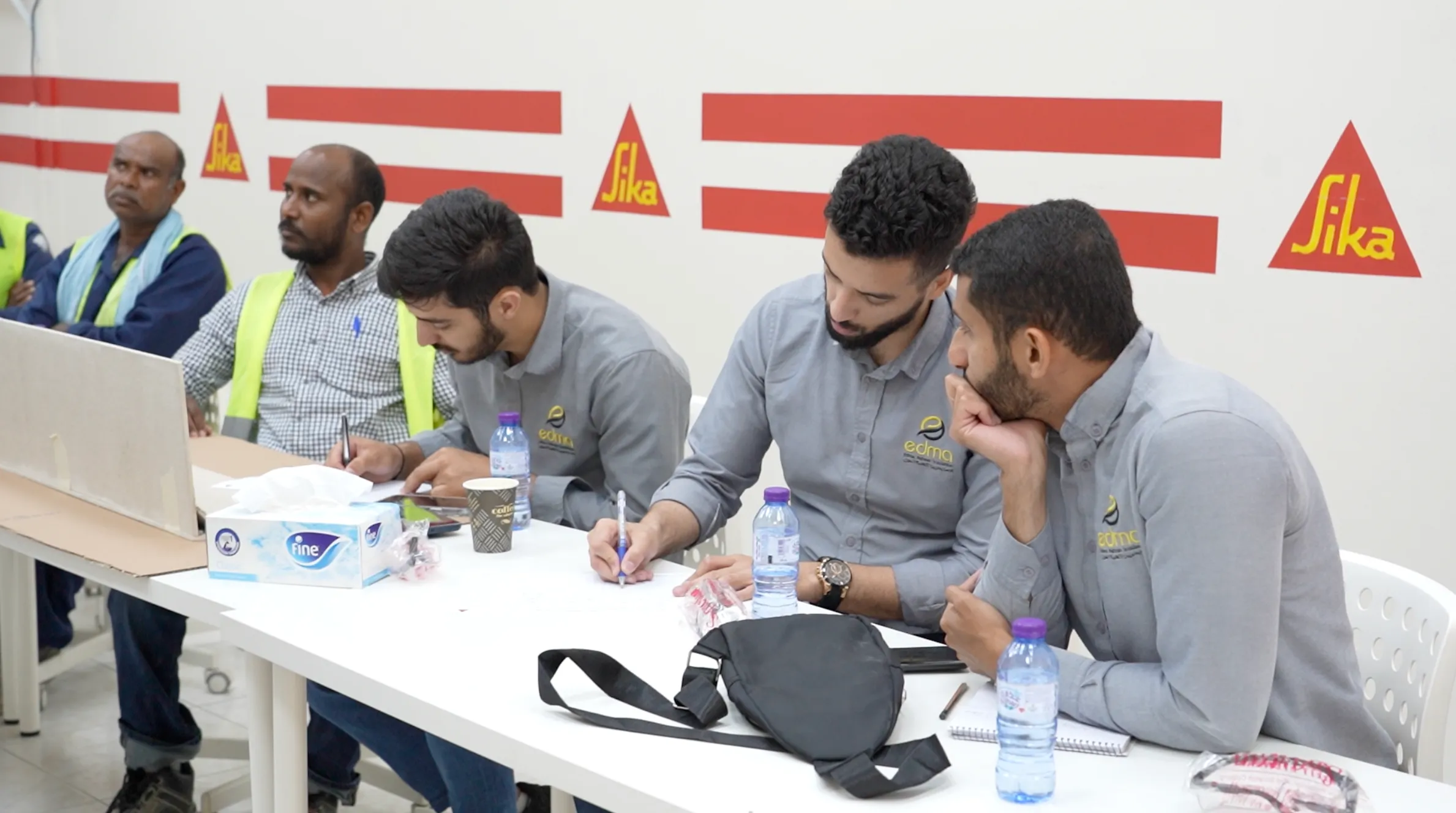 حلول العزل المتكاملة